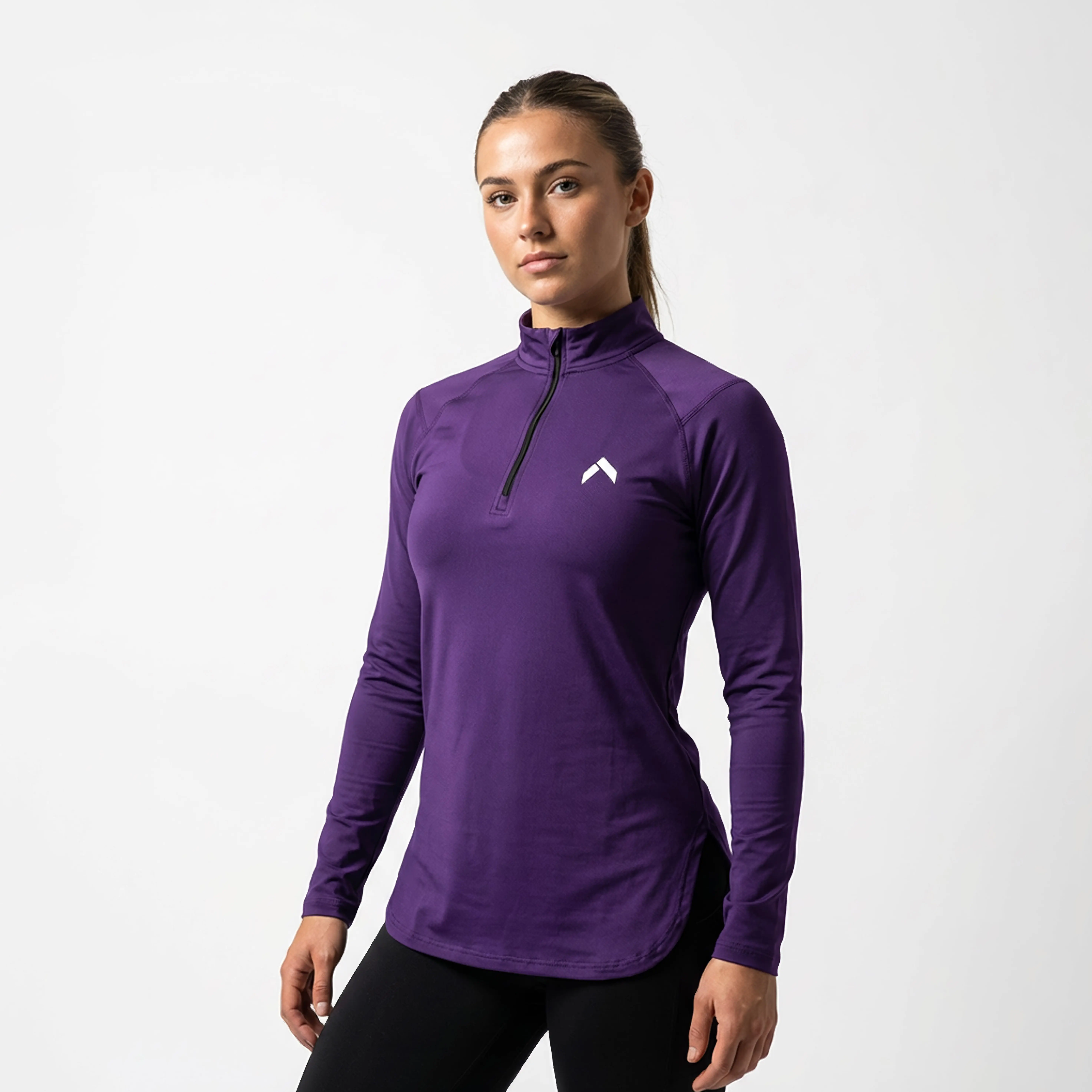 تيشرت رياضي نص سوستة حريمي AT